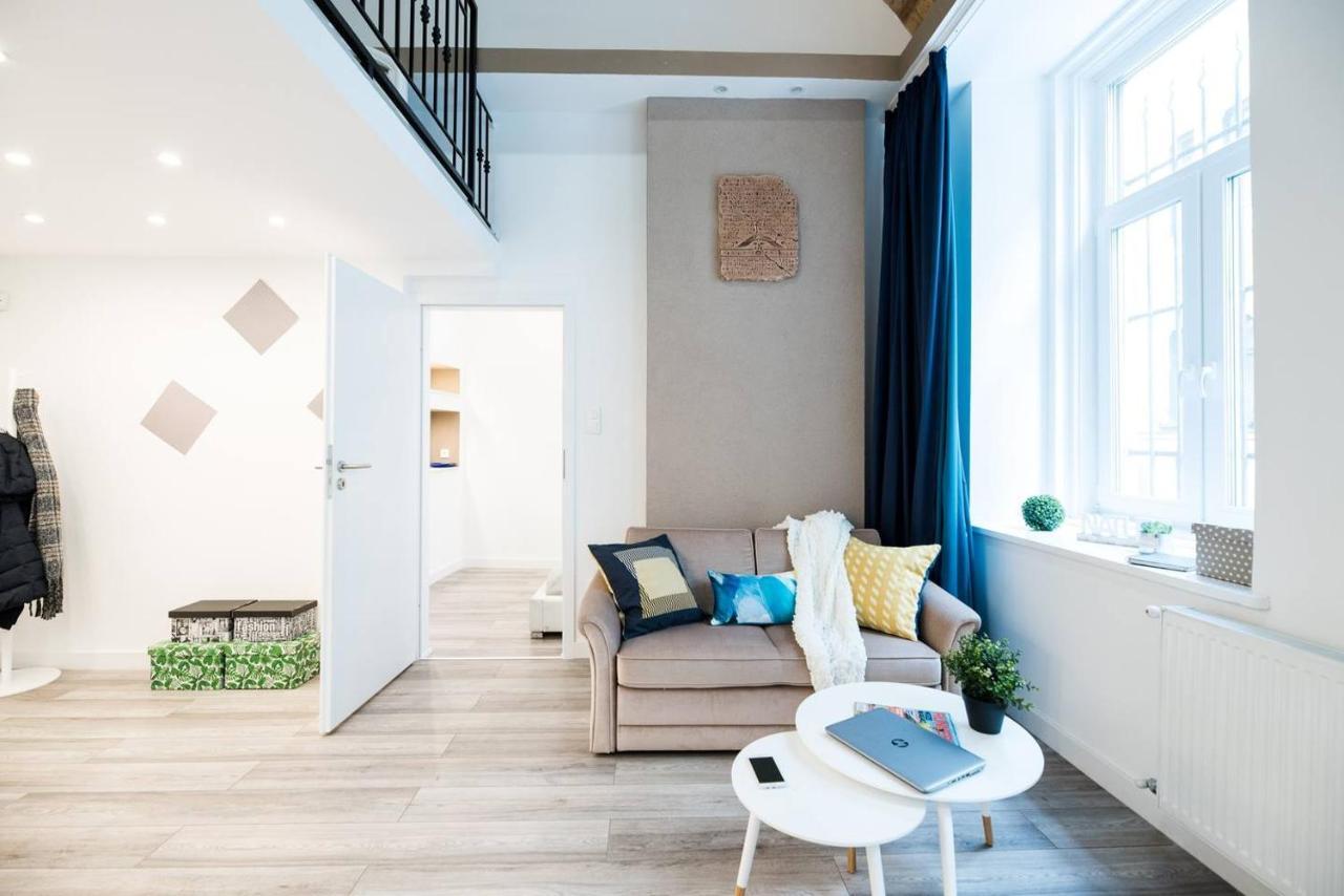 Newly Refurbished Home At Superb Location Βουδαπέστη Εξωτερικό φωτογραφία