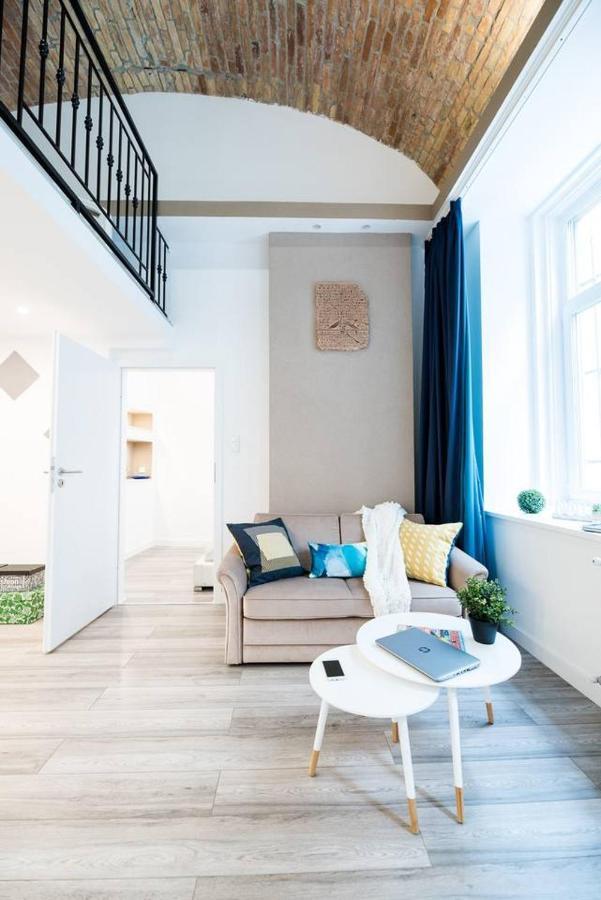 Newly Refurbished Home At Superb Location Βουδαπέστη Εξωτερικό φωτογραφία