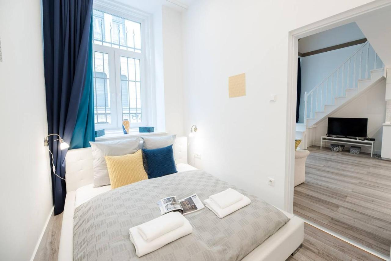 Newly Refurbished Home At Superb Location Βουδαπέστη Εξωτερικό φωτογραφία