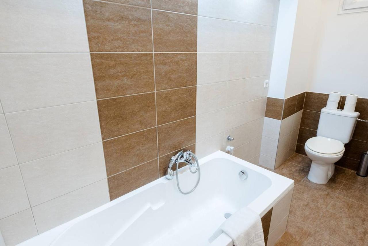 Newly Refurbished Home At Superb Location Βουδαπέστη Εξωτερικό φωτογραφία